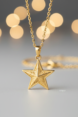Le Étoile Necklace – Gold Luxury Macro