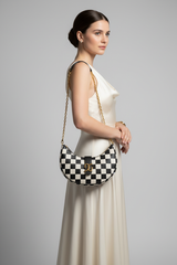 Le Gina Signature Checkered – Model Shot