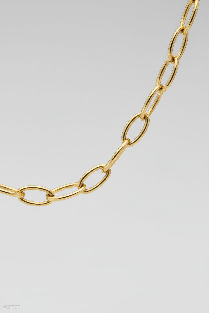 Le Étoile Coin Necklace – Chain Detail