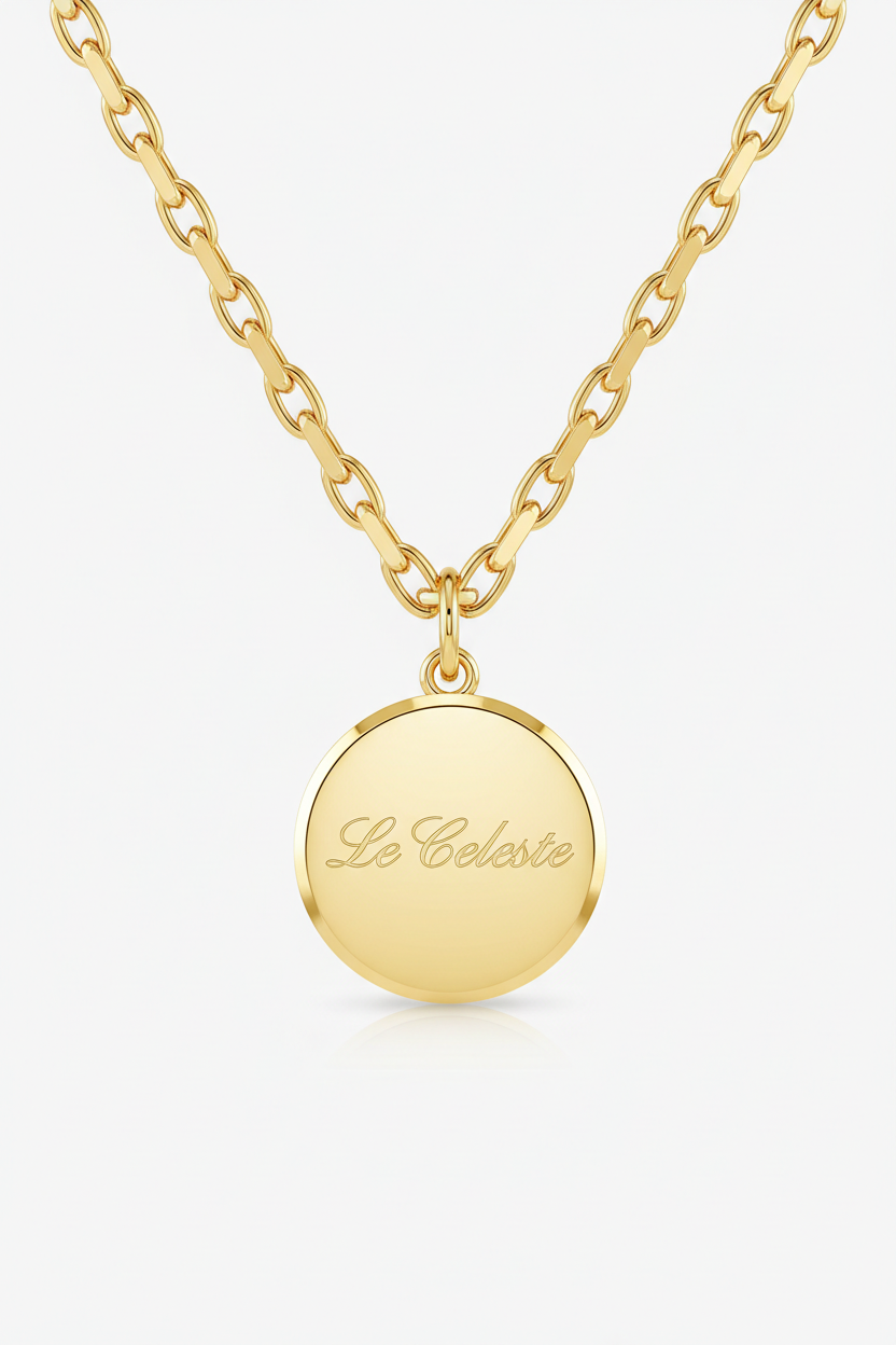 Fine gold-plated chain detail of Le Celeste necklace