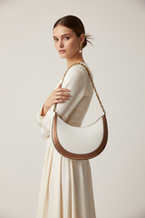 Le Gina Studio White + Bronze – Model Shot