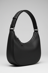 Le Gina Black – Front Angle