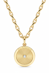 Fine gold chain detail of Le Harmonie necklace